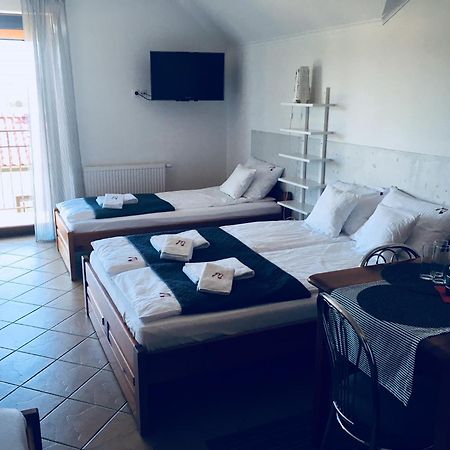 Malinowe Lato Apartment Гжибово Екстериор снимка
