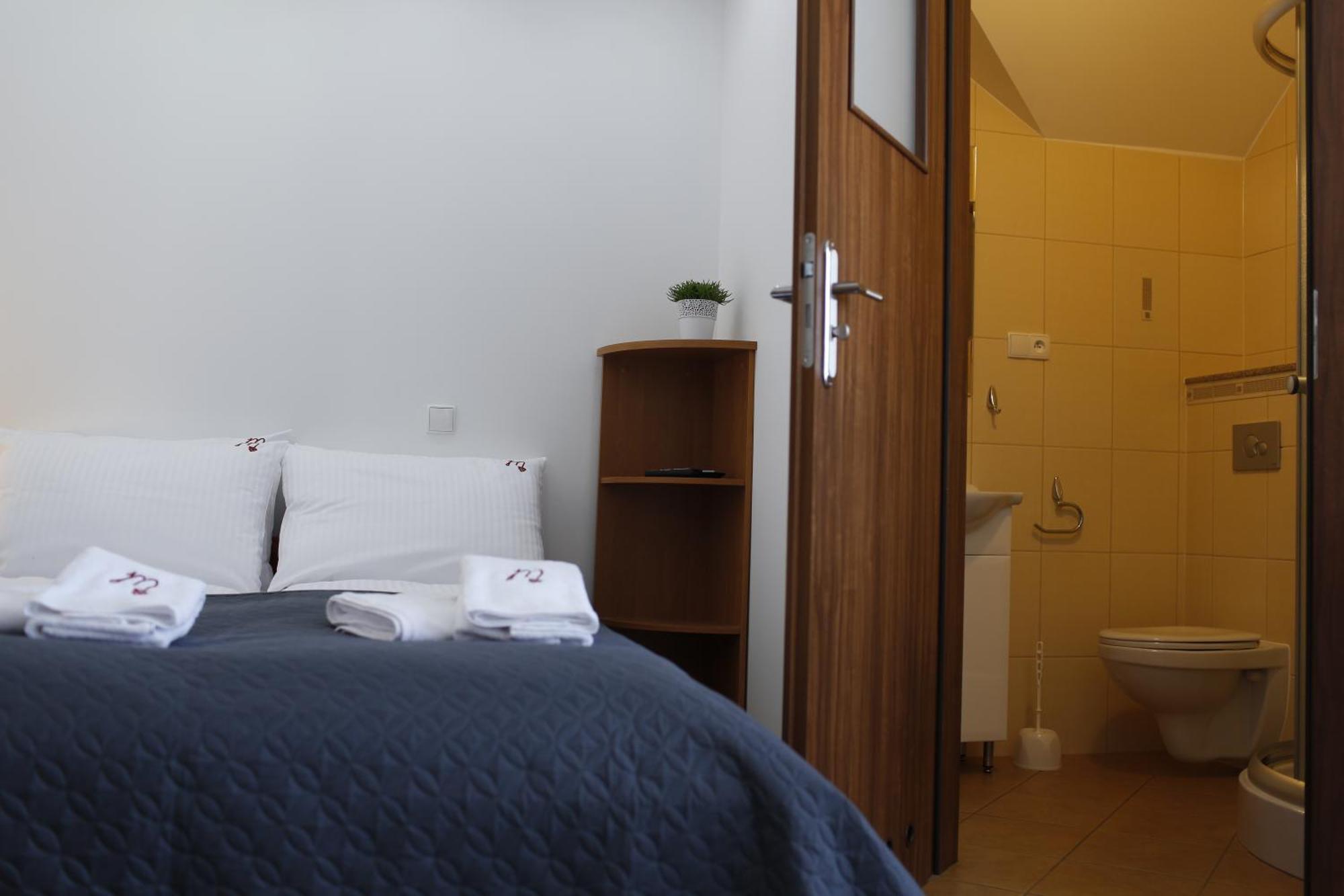 Malinowe Lato Apartment Гжибово Стая снимка