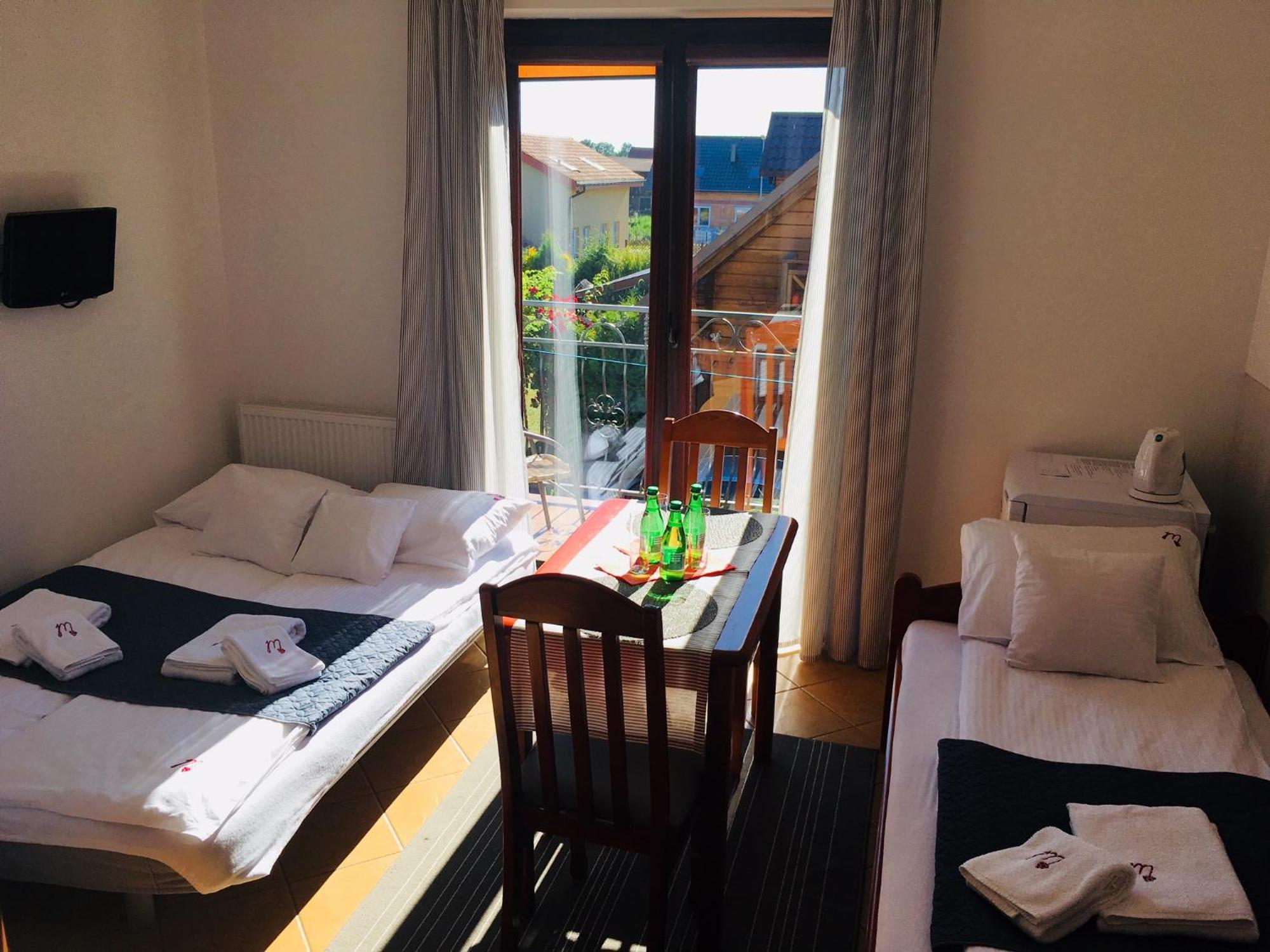 Malinowe Lato Apartment Гжибово Екстериор снимка