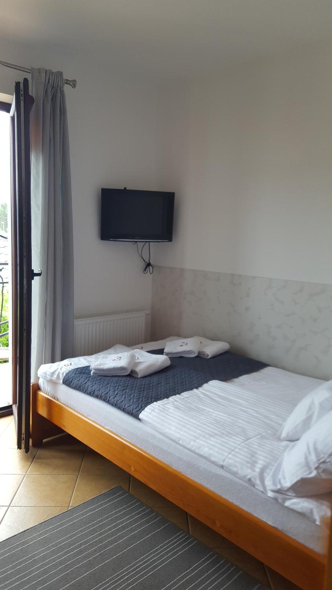 Malinowe Lato Apartment Гжибово Стая снимка